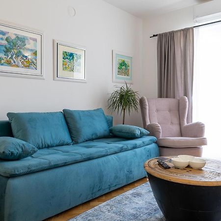 Apartment Dolly Completely Renovated 2023 Rovigno Esterno foto